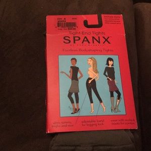 SPANX right end tights